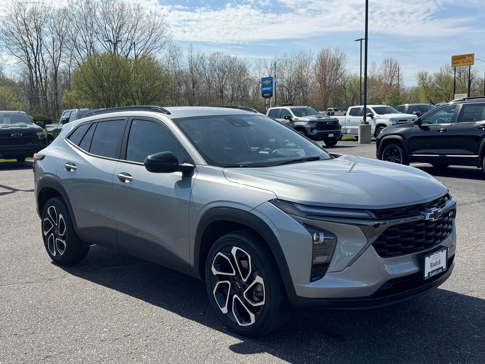 2024 Chevrolet Trax 2RS in Sterling Gray Metallic — front three-quarter view