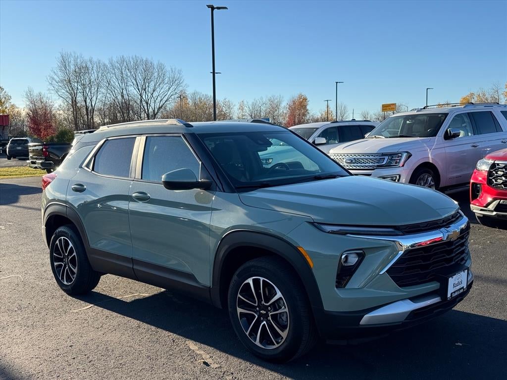 2025 Chevrolet Trailblazer LT in Cacti Green — front three-quarter view